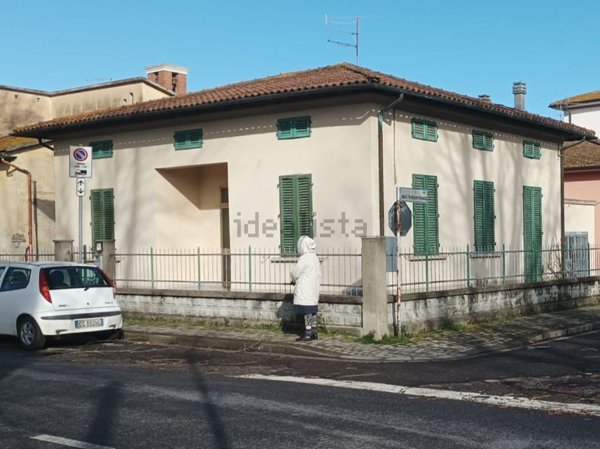 casa indipendente in vendita a Fucecchio