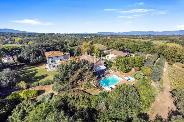 casale in vendita a Fucecchio