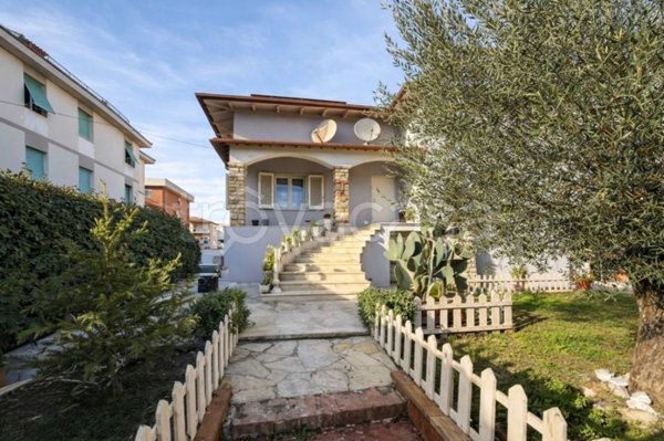 casa indipendente in vendita a Fucecchio