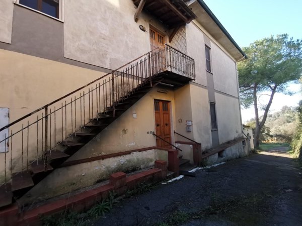 casa indipendente in vendita a Fucecchio in zona Torre