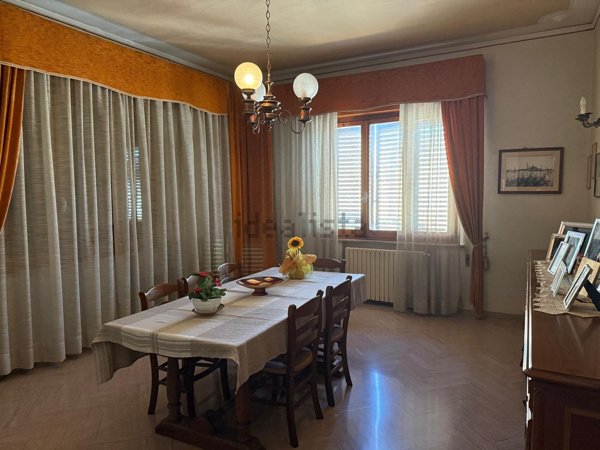 casa indipendente in vendita a Fucecchio