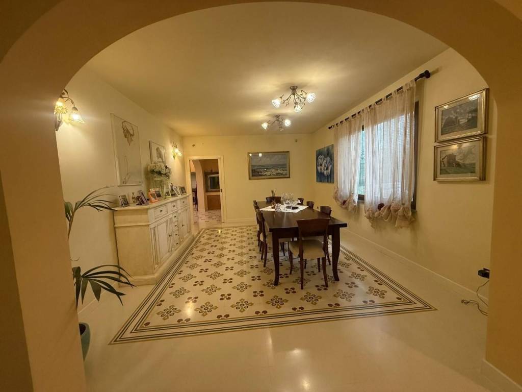 casa indipendente in vendita a Fucecchio