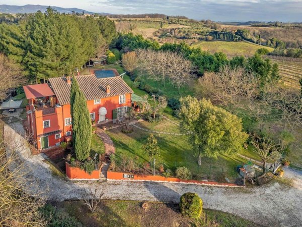 casa indipendente in vendita a Fucecchio