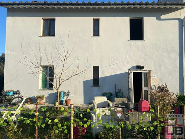 casa indipendente in vendita a Fucecchio