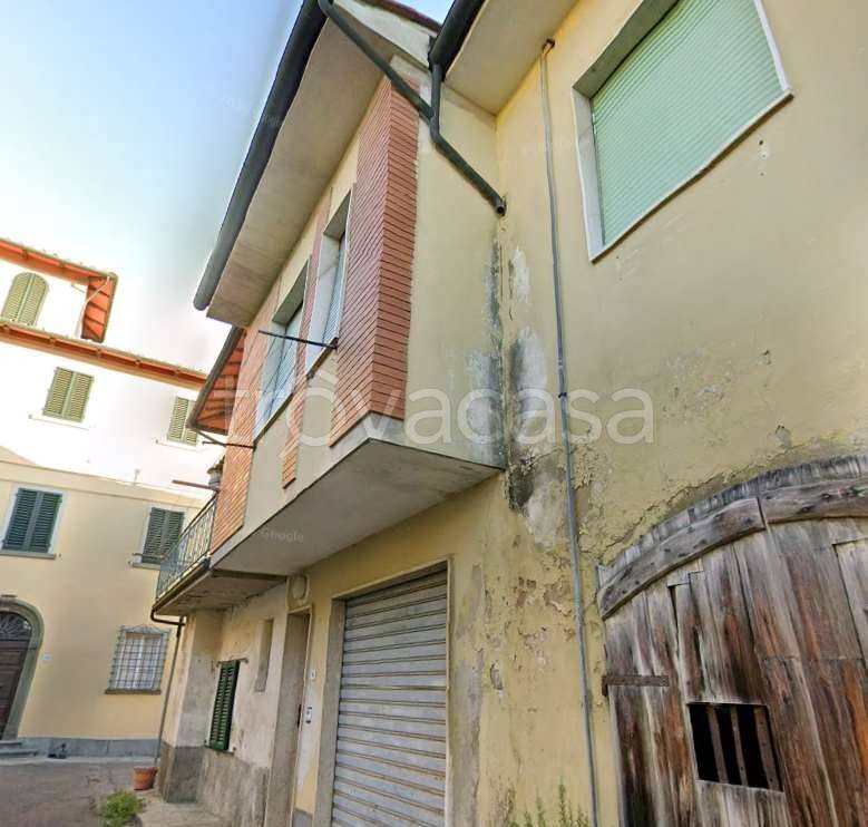 appartamento in vendita a Fucecchio in zona Ponte a Cappiano