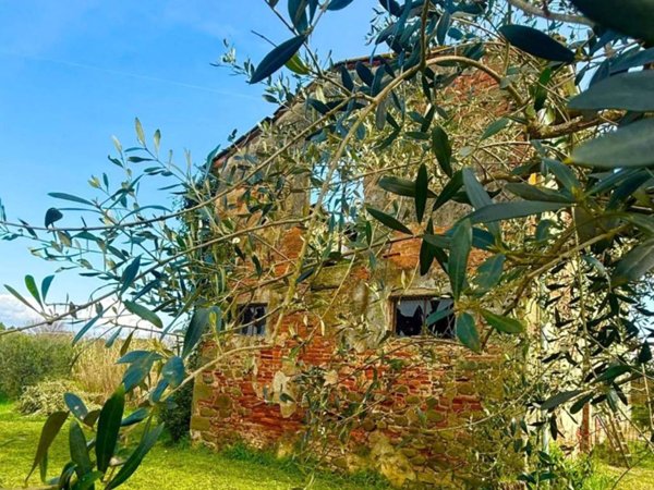 casa indipendente in vendita a Fucecchio in zona Querce