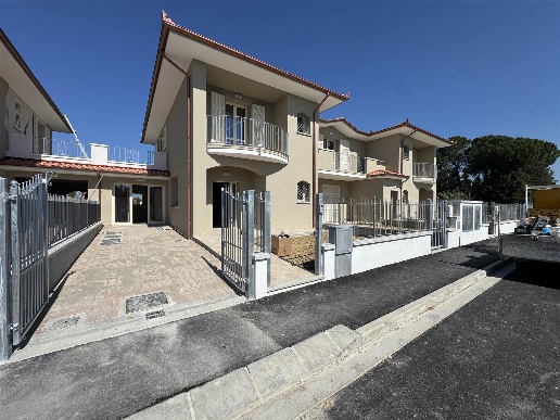 casa indipendente in vendita a Fucecchio