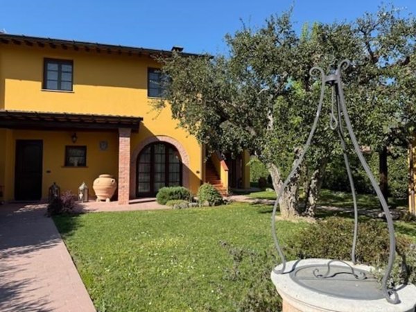 casa indipendente in vendita a Fucecchio in zona Querce