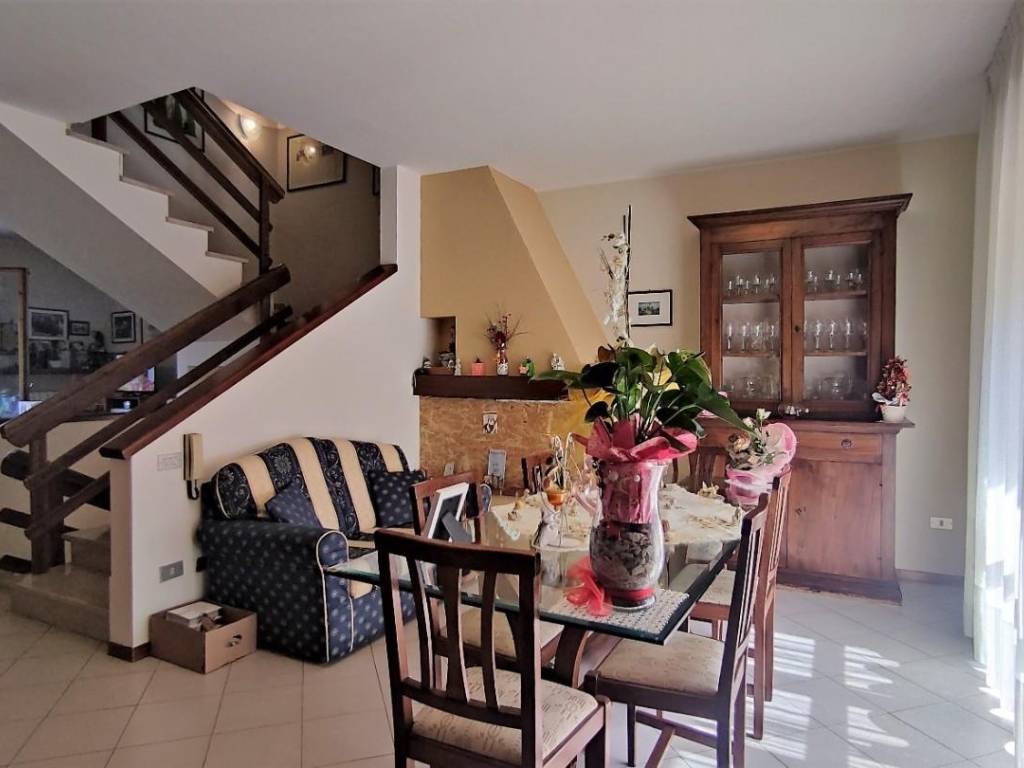 casa indipendente in vendita a Fucecchio