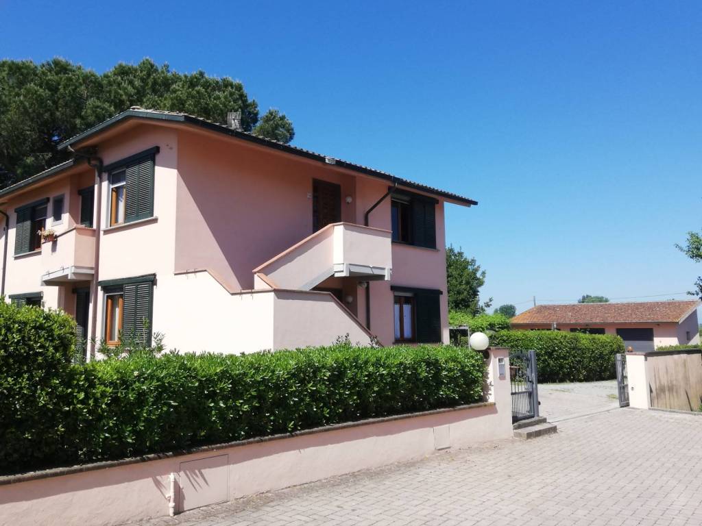 casa indipendente in vendita a Fucecchio in zona San Pierino