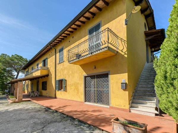 casa indipendente in vendita a Fucecchio