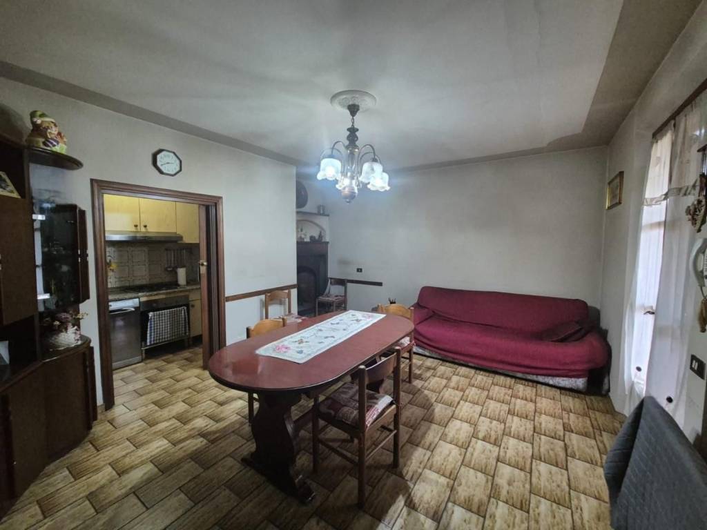 casa indipendente in vendita a Fucecchio in zona Massarella