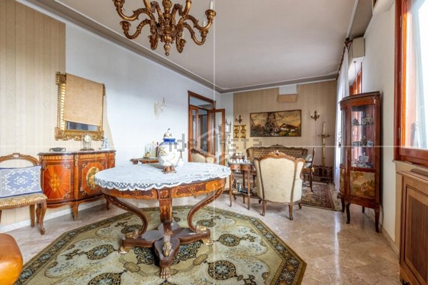 casa indipendente in vendita a Fucecchio in zona San Pierino