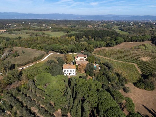 villa in vendita a Fucecchio