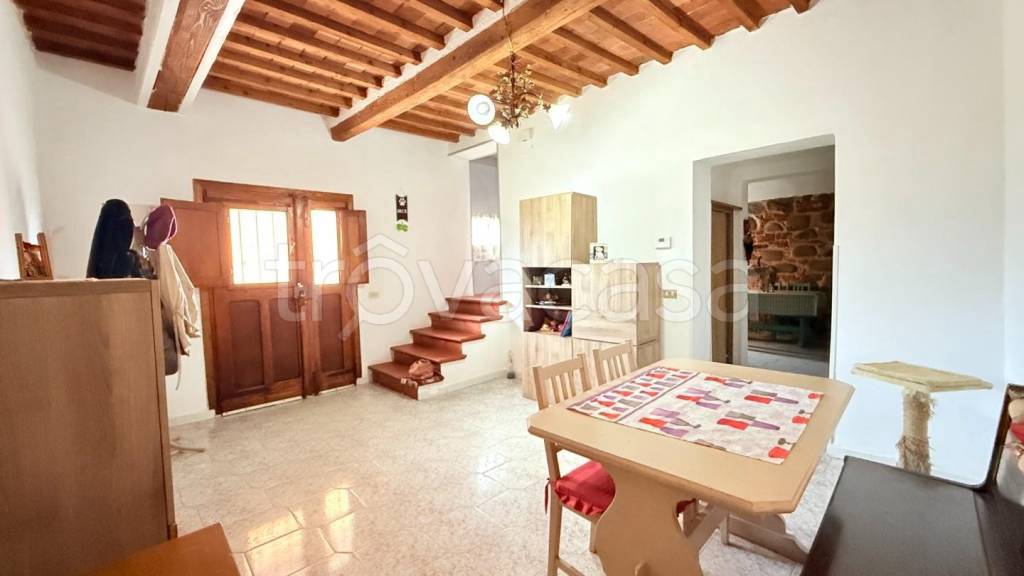 casa indipendente in vendita a Fucecchio in zona Querce