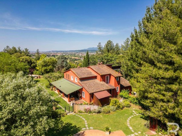 casa indipendente in vendita a Fucecchio