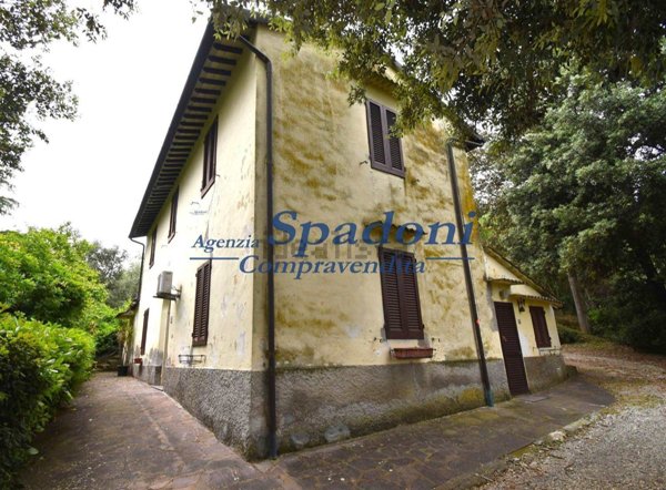 casa indipendente in vendita a Fucecchio in zona Torre
