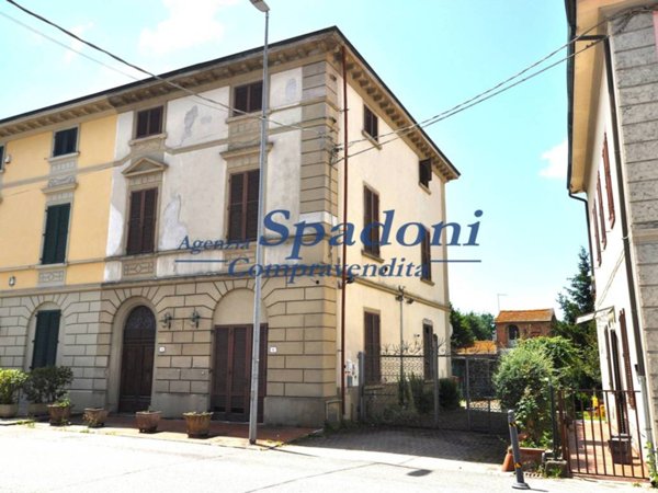 casa indipendente in vendita a Fucecchio in zona Galleno