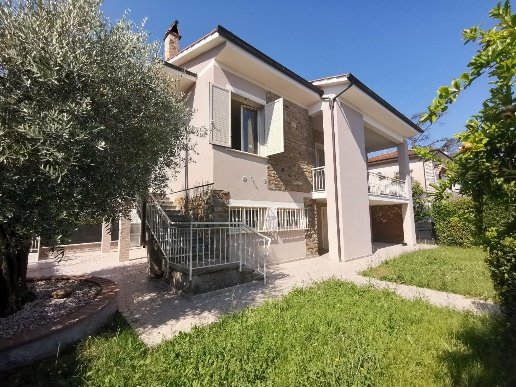 casa indipendente in vendita a Fucecchio