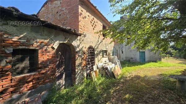 casale in vendita a Fucecchio in zona Querce