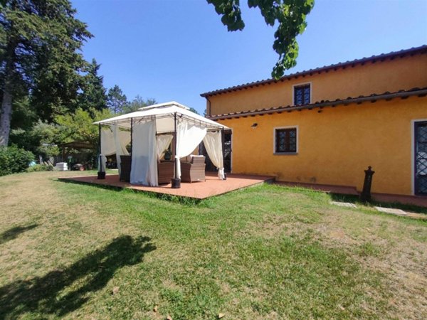 casa indipendente in vendita a Fucecchio