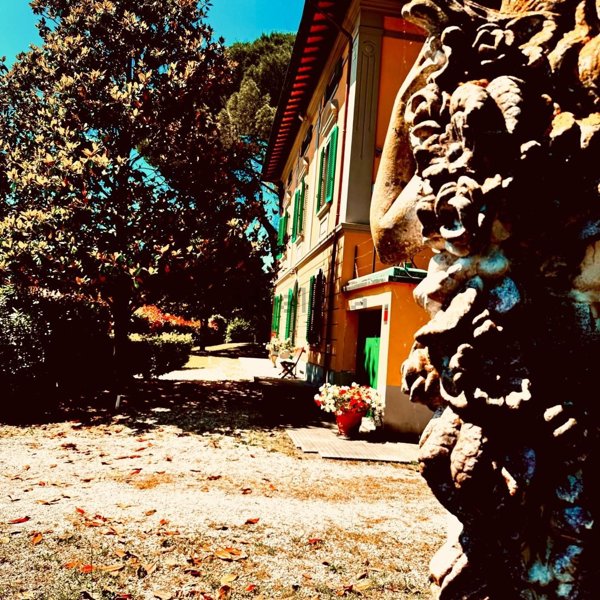casa indipendente in vendita a Fucecchio in zona Ponte a Cappiano