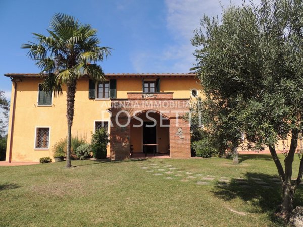 casa indipendente in vendita a Fucecchio in zona Ponte a Cappiano