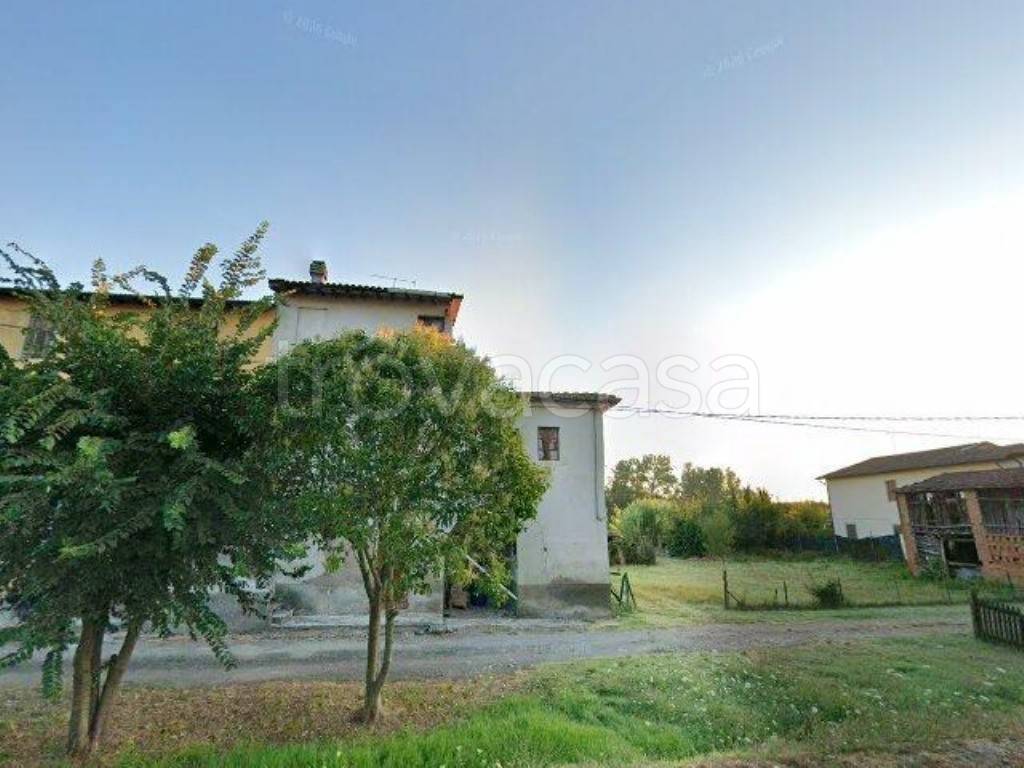 locale commerciale in vendita a Fucecchio in zona Ponte a Cappiano