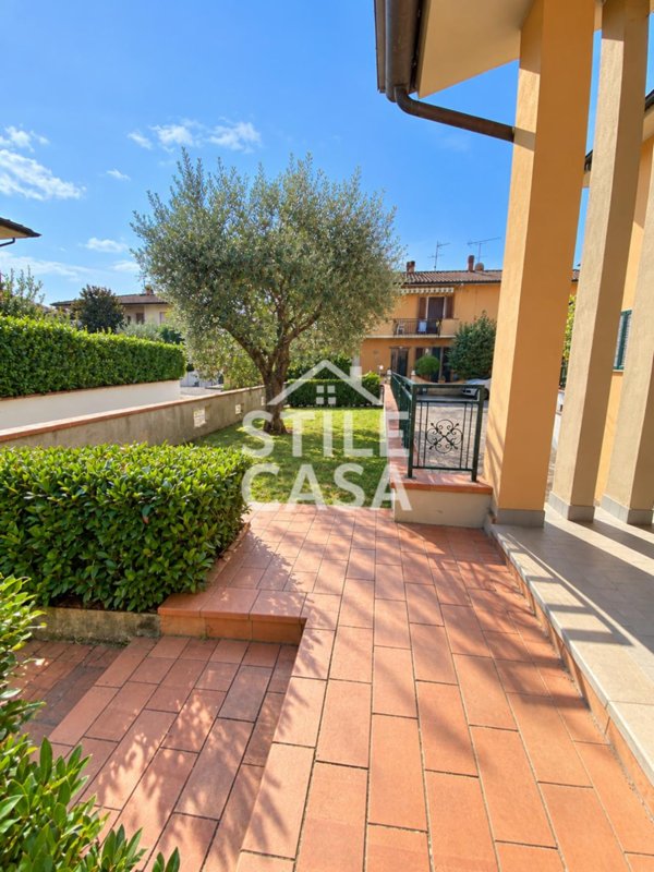 casa indipendente in vendita a Fucecchio in zona Galleno
