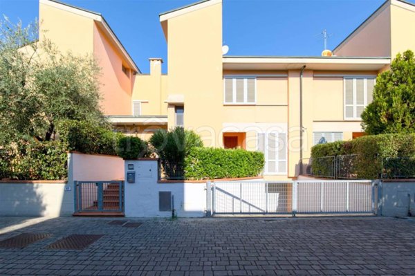 casa indipendente in vendita a Fucecchio