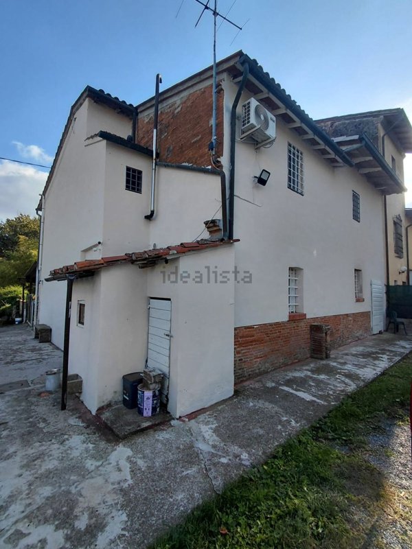 casa indipendente in vendita a Fucecchio in zona Galleno