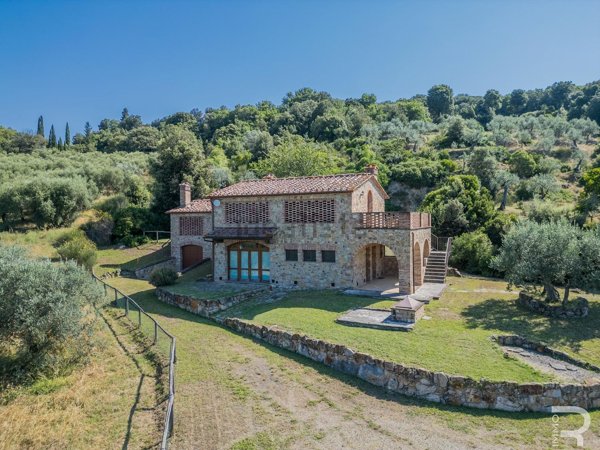 pentavano in vendita a Gambassi Terme