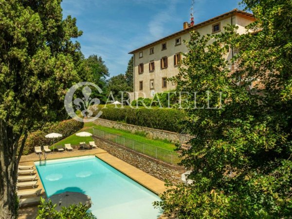 casa indipendente in vendita a Gambassi Terme