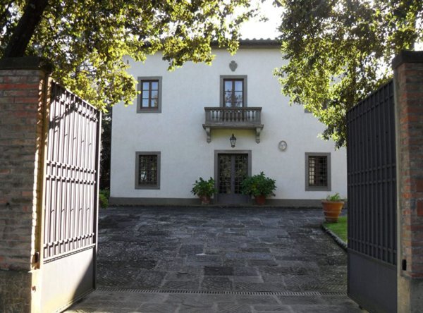 casa indipendente in vendita a Gambassi Terme