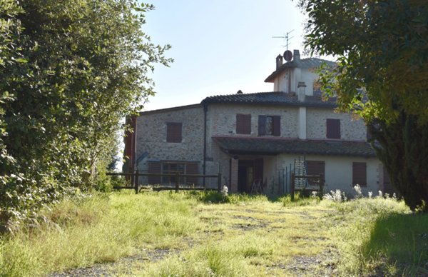 casa indipendente in vendita a Gambassi Terme