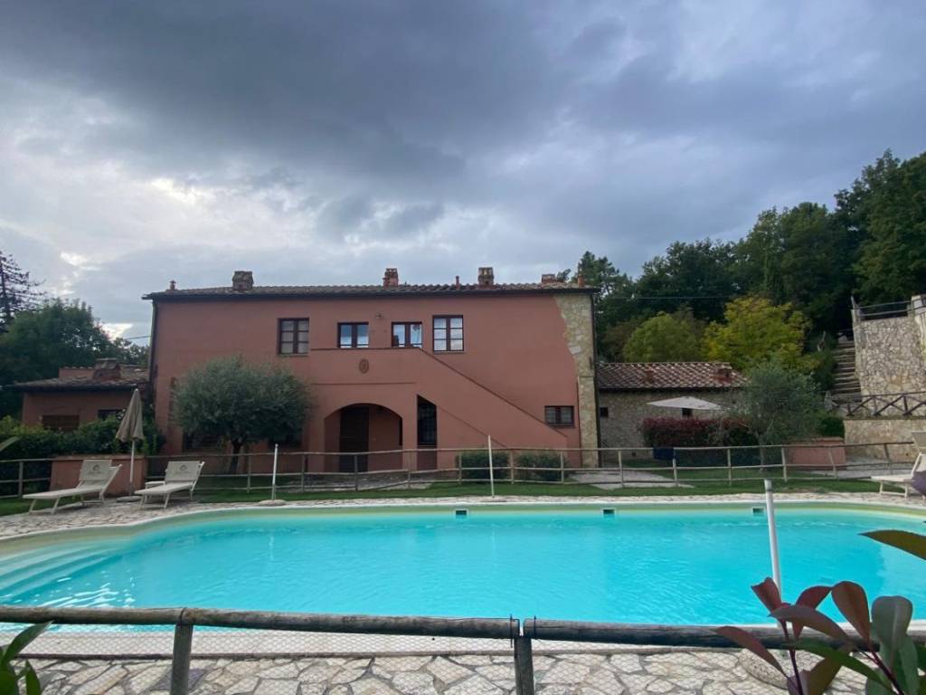 appartamento in vendita a Gambassi Terme