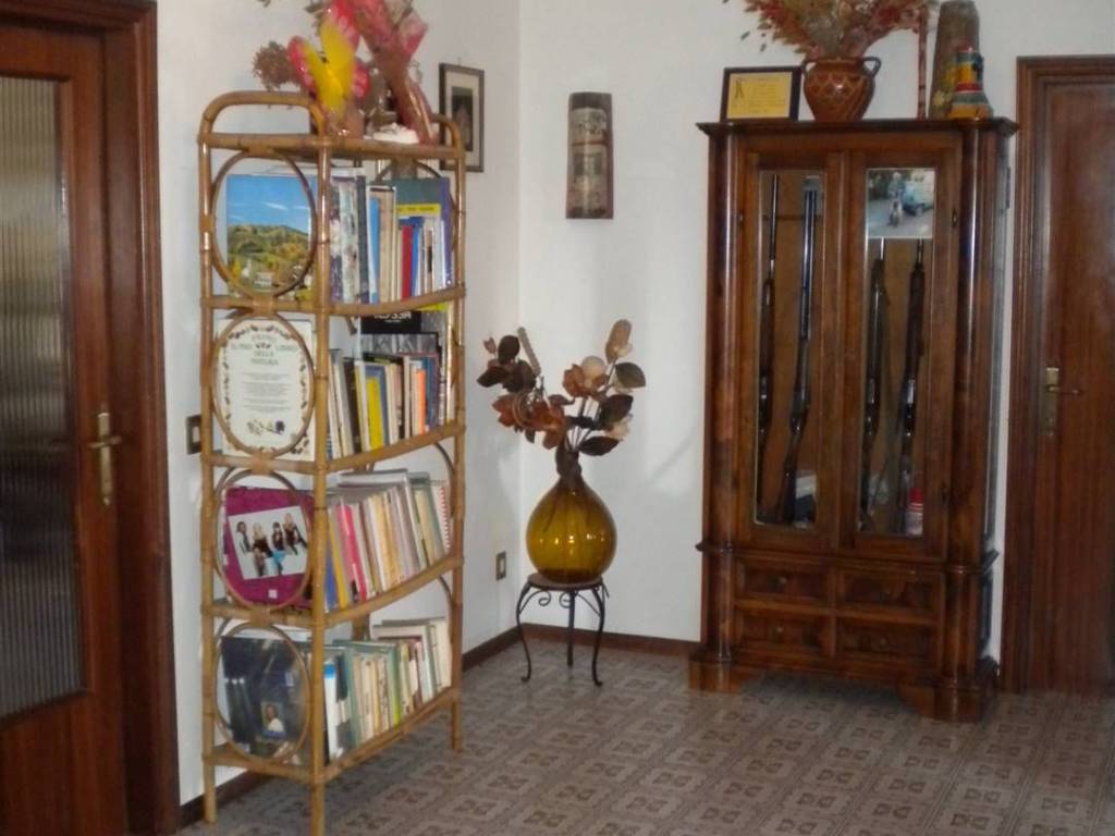 appartamento in vendita a Gambassi Terme in zona Badia a Cerreto