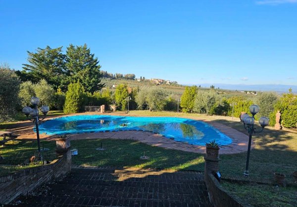 casa indipendente in vendita a Gambassi Terme