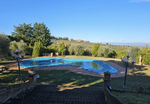 casa indipendente in vendita a Gambassi Terme