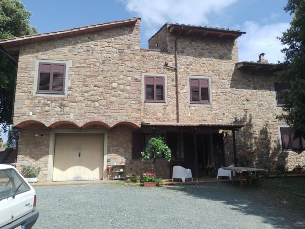 casa indipendente in vendita a Gambassi Terme