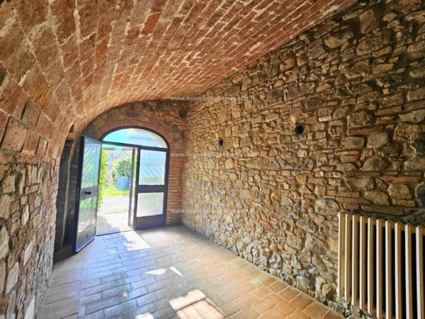 casa indipendente in vendita a Gambassi Terme