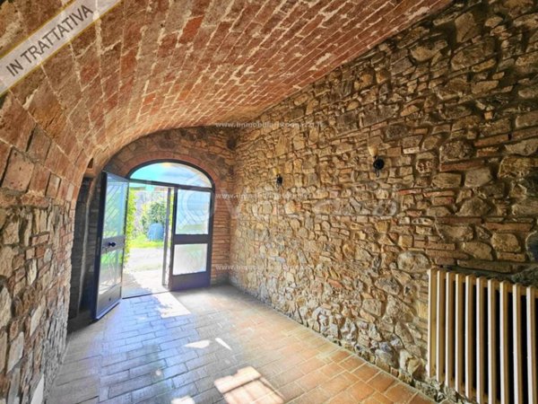 casa indipendente in vendita a Gambassi Terme