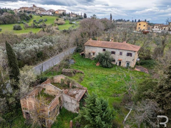 casa indipendente in vendita a Gambassi Terme