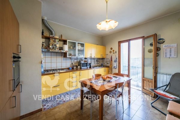 appartamento in vendita a Gambassi Terme
