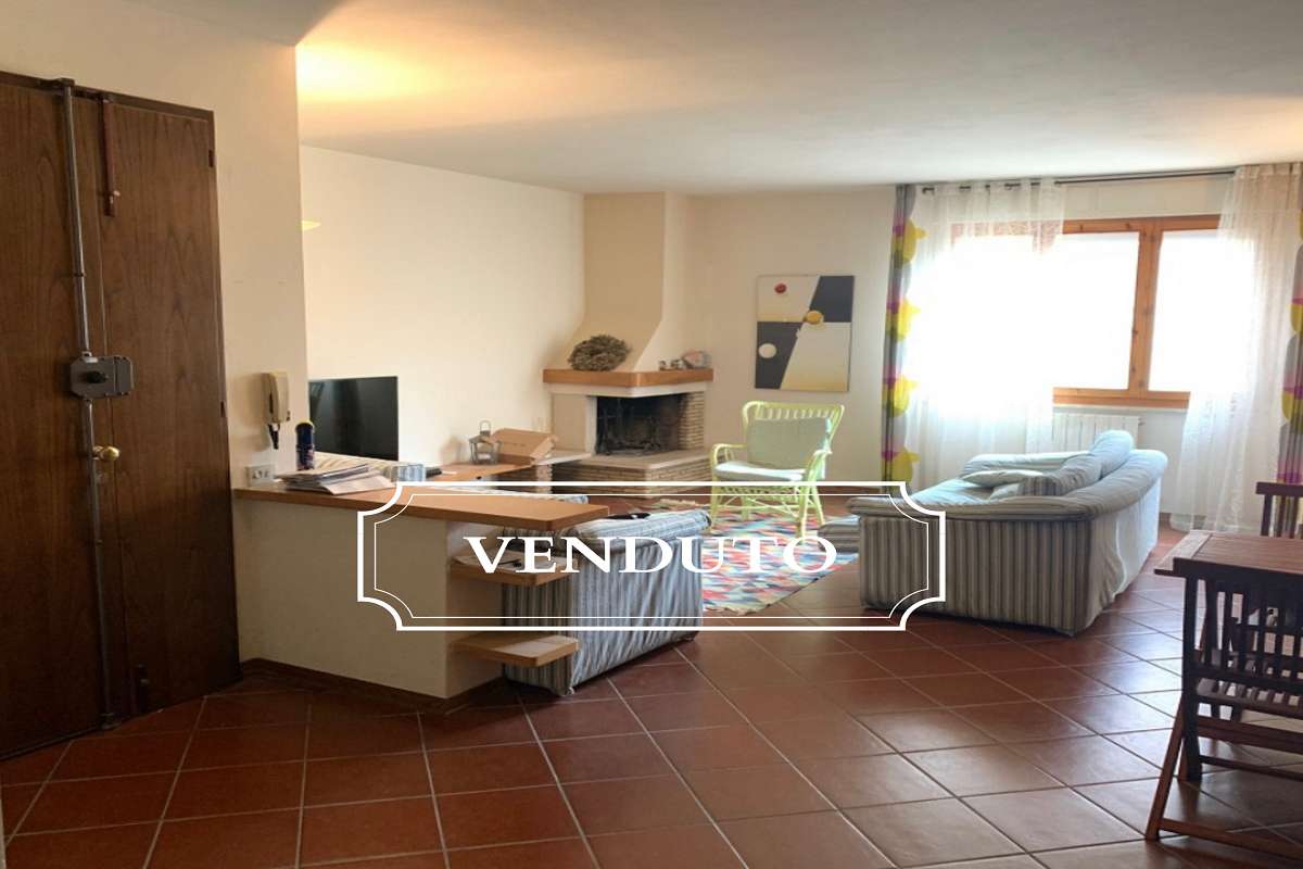 appartamento in vendita a Gambassi Terme in zona Badia a Cerreto