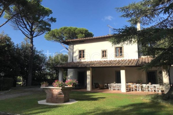 casa indipendente in vendita a Gambassi Terme in zona Montignoso