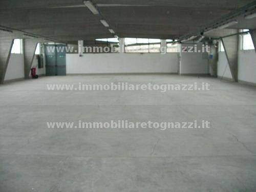 capannone in vendita a Gambassi Terme