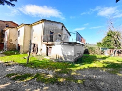casa indipendente in vendita a Gambassi Terme