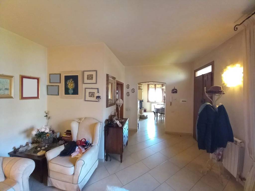 appartamento in vendita a Gambassi Terme in zona Badia a Cerreto