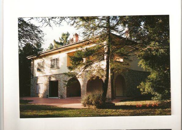 casa indipendente in vendita a Gambassi Terme